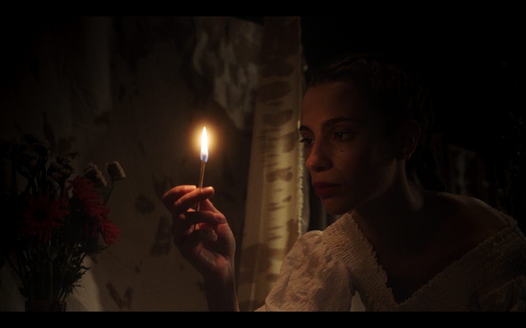 Morjane Ténéré dans le clip "You're not that strong" réalisé par Emilien Marret.